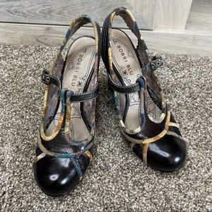 Anthropology  Bobbi Blu Lola T- Strap Mary Jane Wedge Heel 6